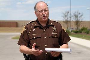 Indiana Sheriff Says Officers Leaving To Work In Fast Food